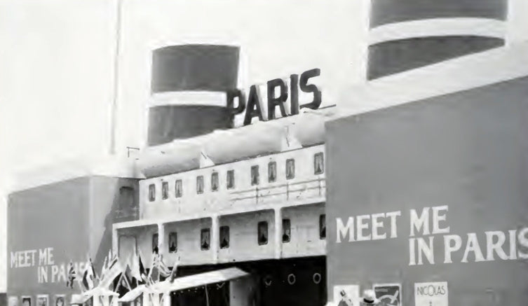 enseignes-au-néon-vintage-dans-l-exposition-paris-1933