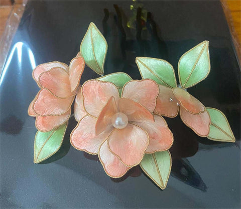 Flat style Ronghua(Velvet Flowers) made with Xiang embroidery thread