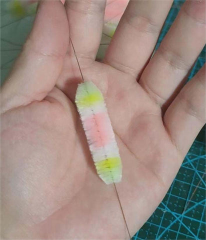 Fluffy velvet strip made with Xiang embroidery thread