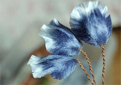 Flat style Ronghua(Velvet Flowers) made with thickened untwisted thread