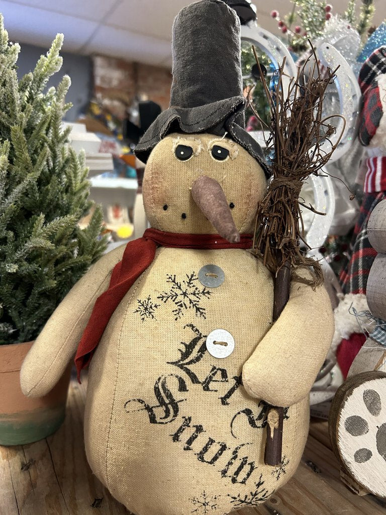 Slouchy Snowman W/broom