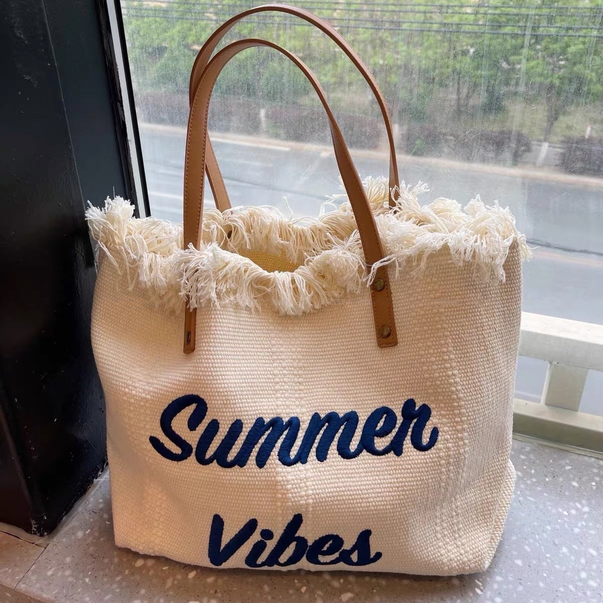 Summer Vibes Tassel Bag