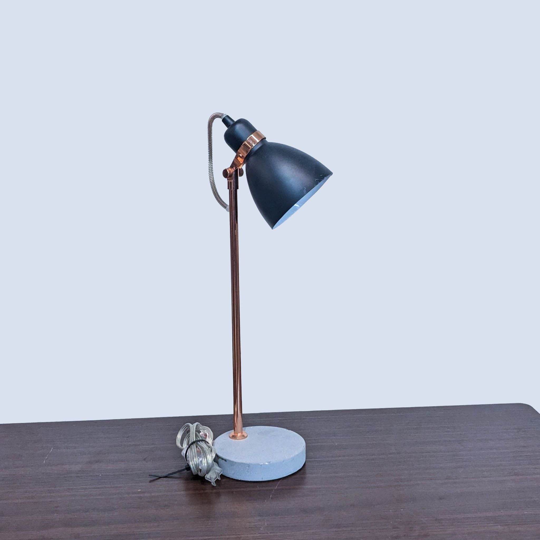 Intertek Modern Desk Lamp