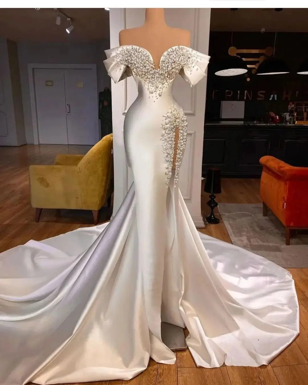 Pearls Off Shoulder Wedding Dresses Beaded Mermaid Bridal Gowns Custom Made Side Split Vestido de novia