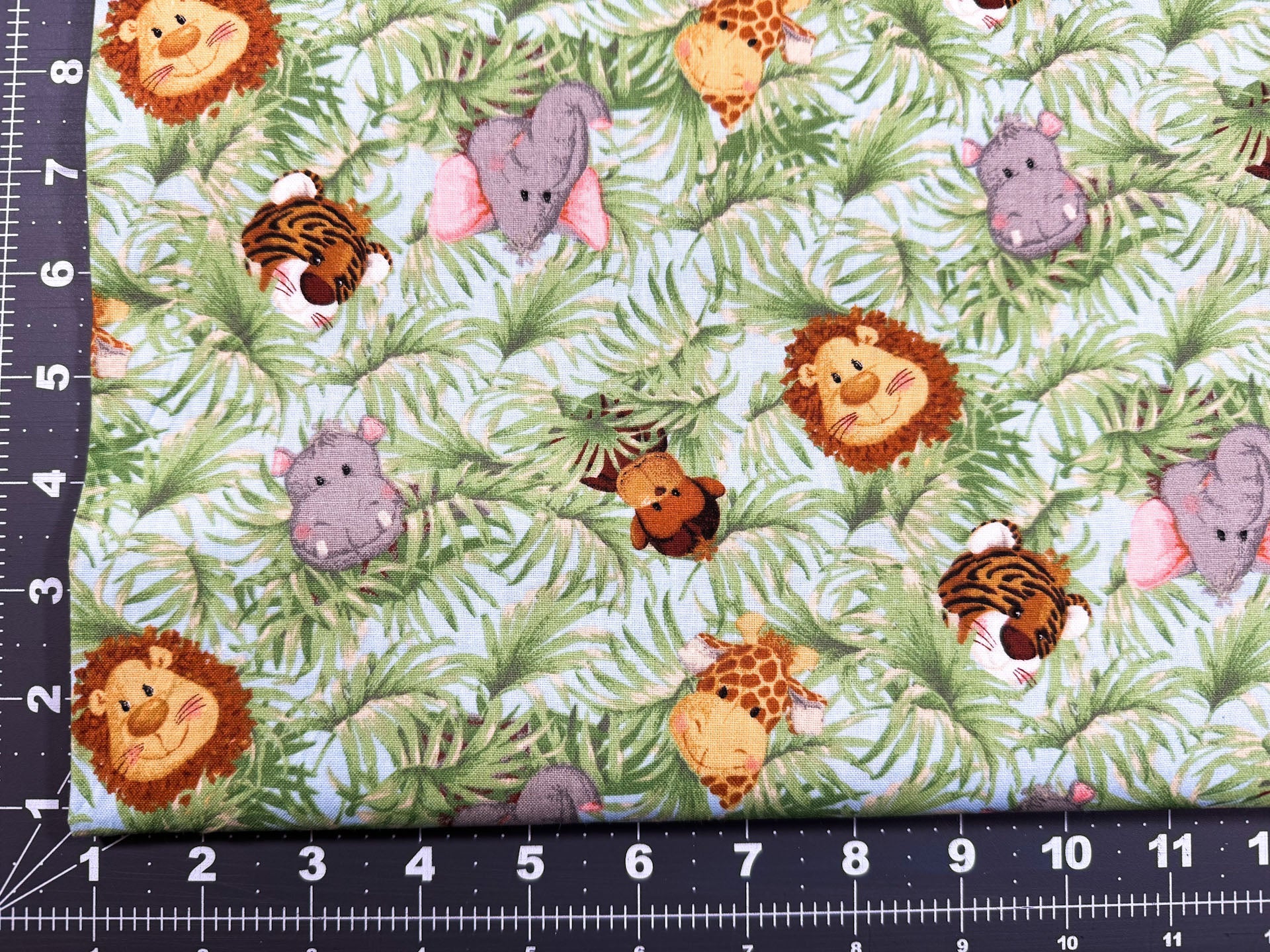 Jungle baby leaf fabric Baby tiger elephant lion