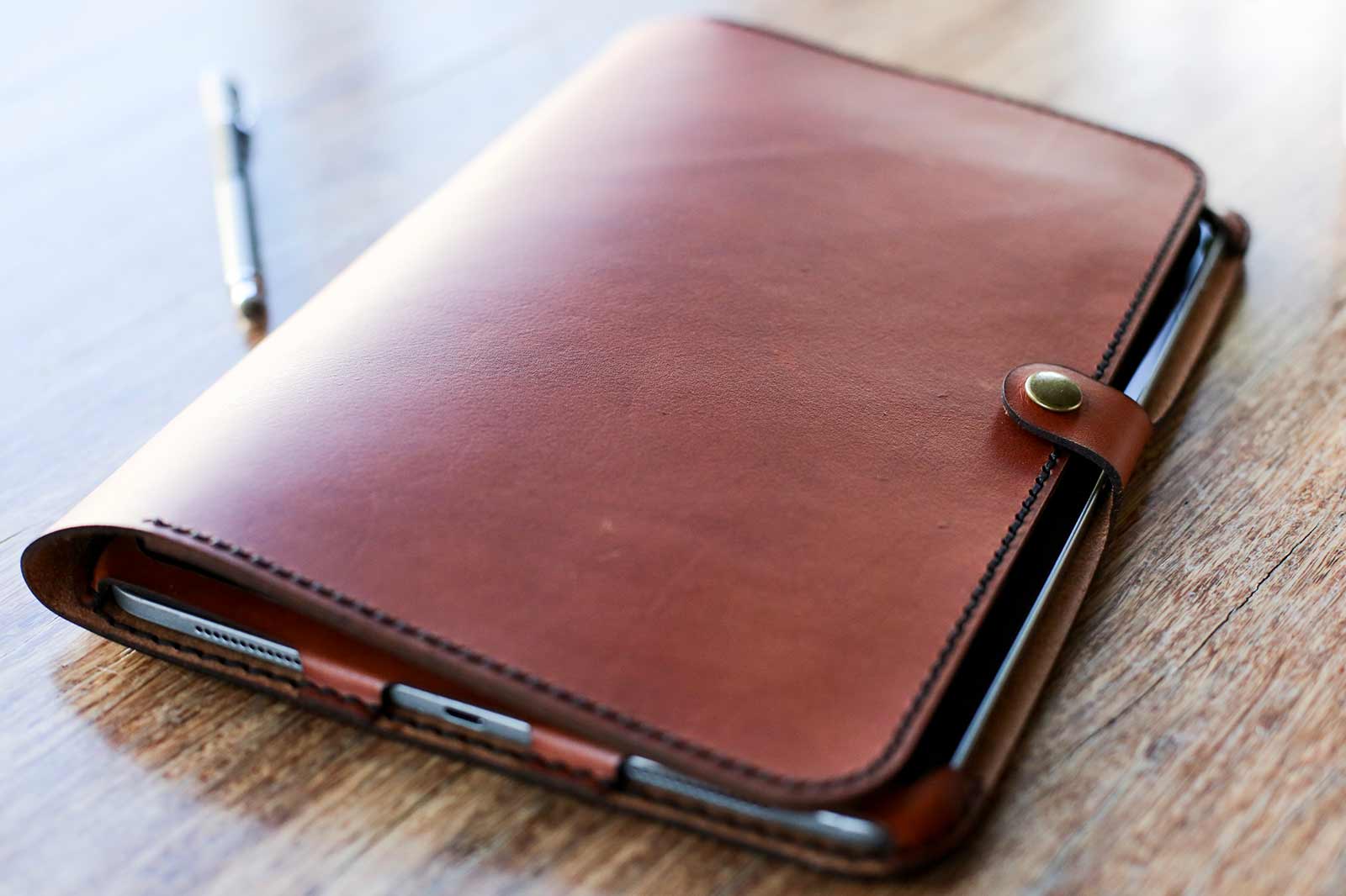 iPad Pro 11 2020 Classic Leather Case