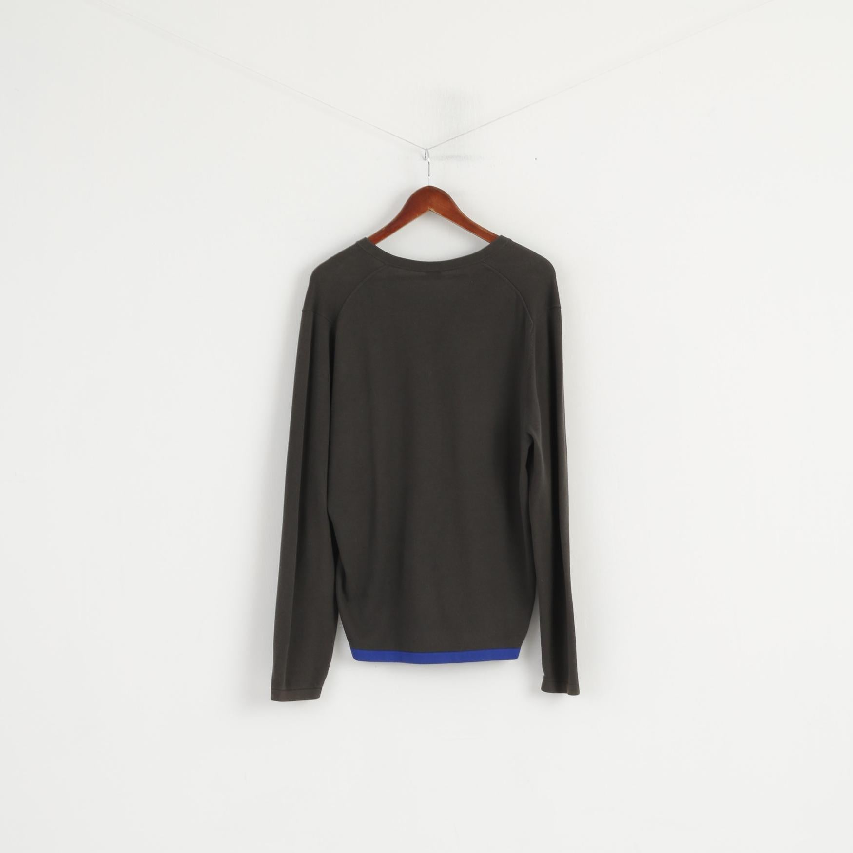 men green jumper