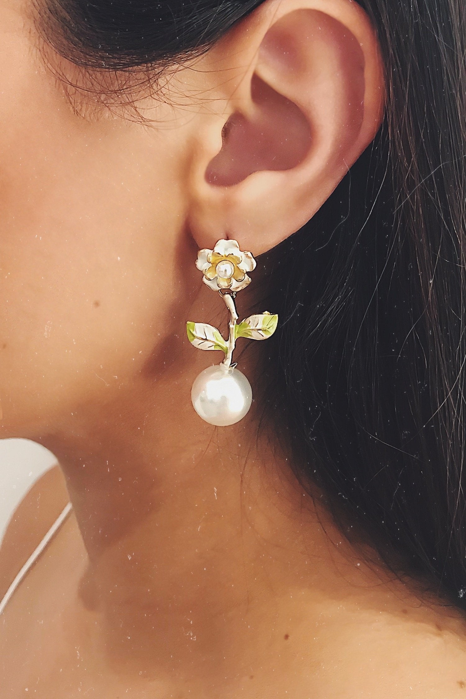 Glazori Juana Pearl Flower Drop Earrings