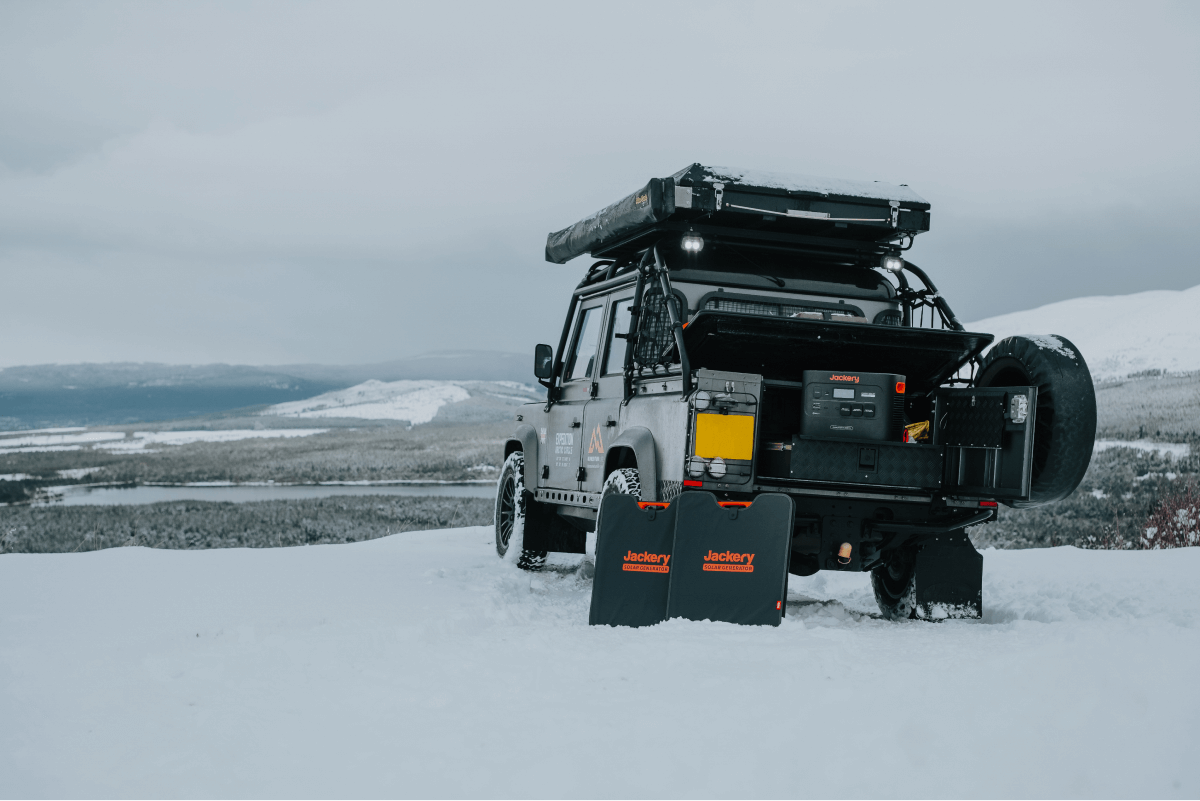 jackery explorer 3000 pro portable power station