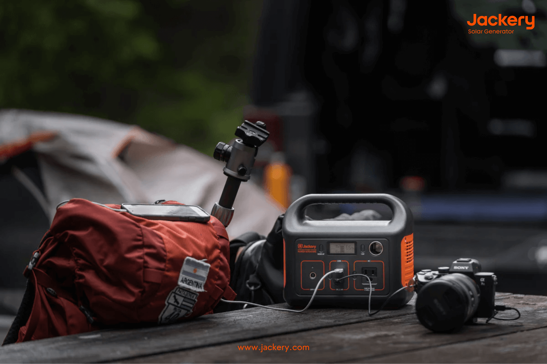 jackery solar generator for thru hiking