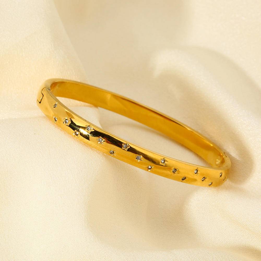 18K Gold Plated Star-Shaped Bangle (With Box)