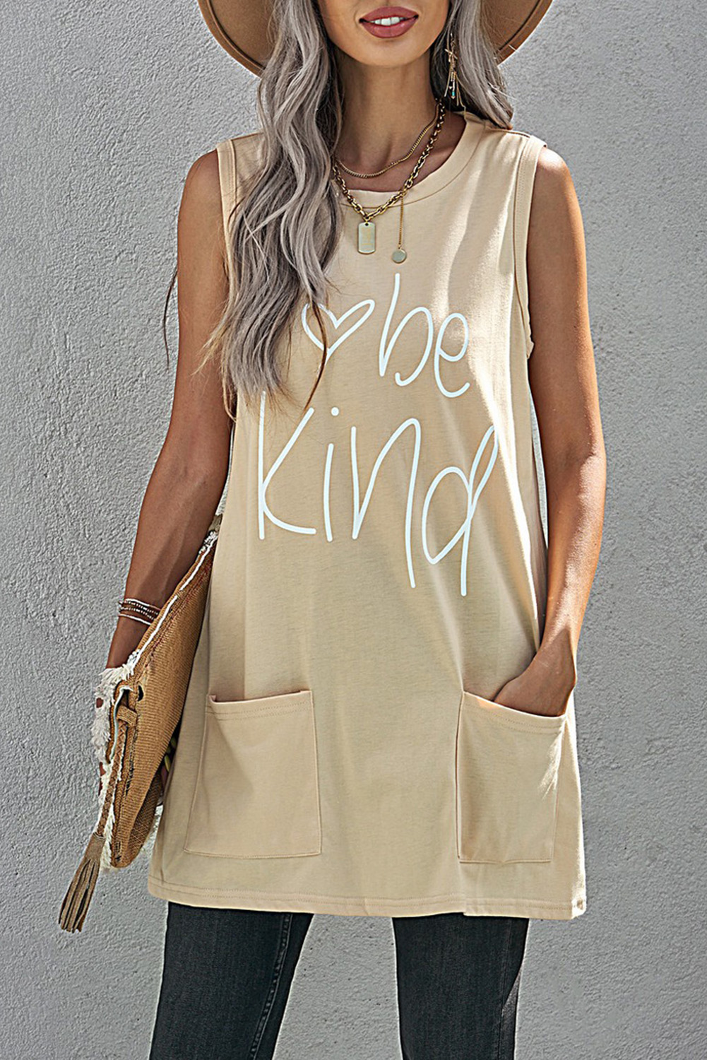 Be Kind Letters Graphic Tank With Pockets