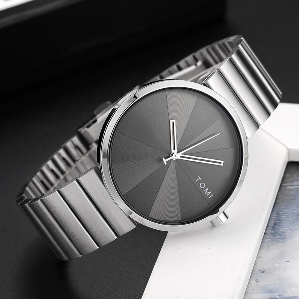 Stylish Minimalist Leather Band Quartz Watch