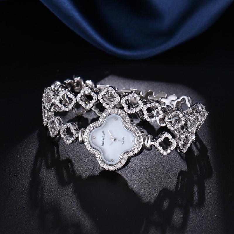 Flower Fashion Double Chain Bracelet Quartz Wristwatch