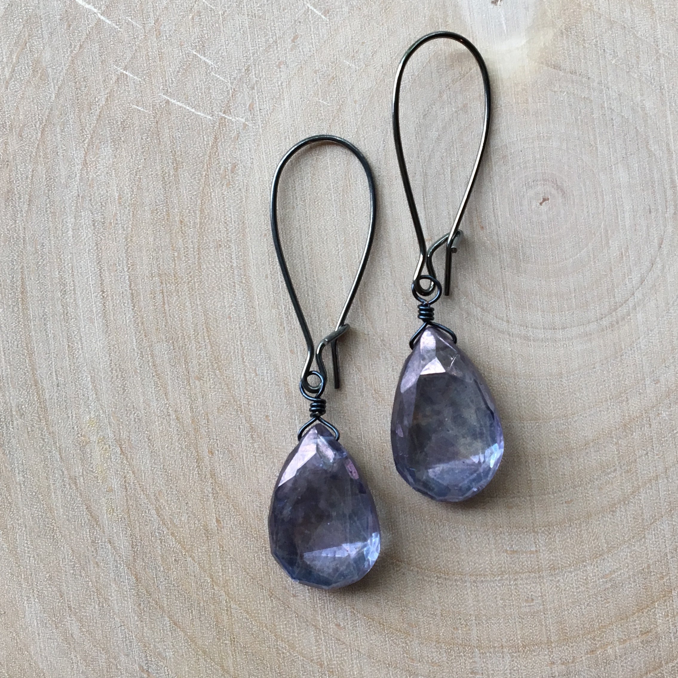 Gunmetal Gemstone Short Earrings