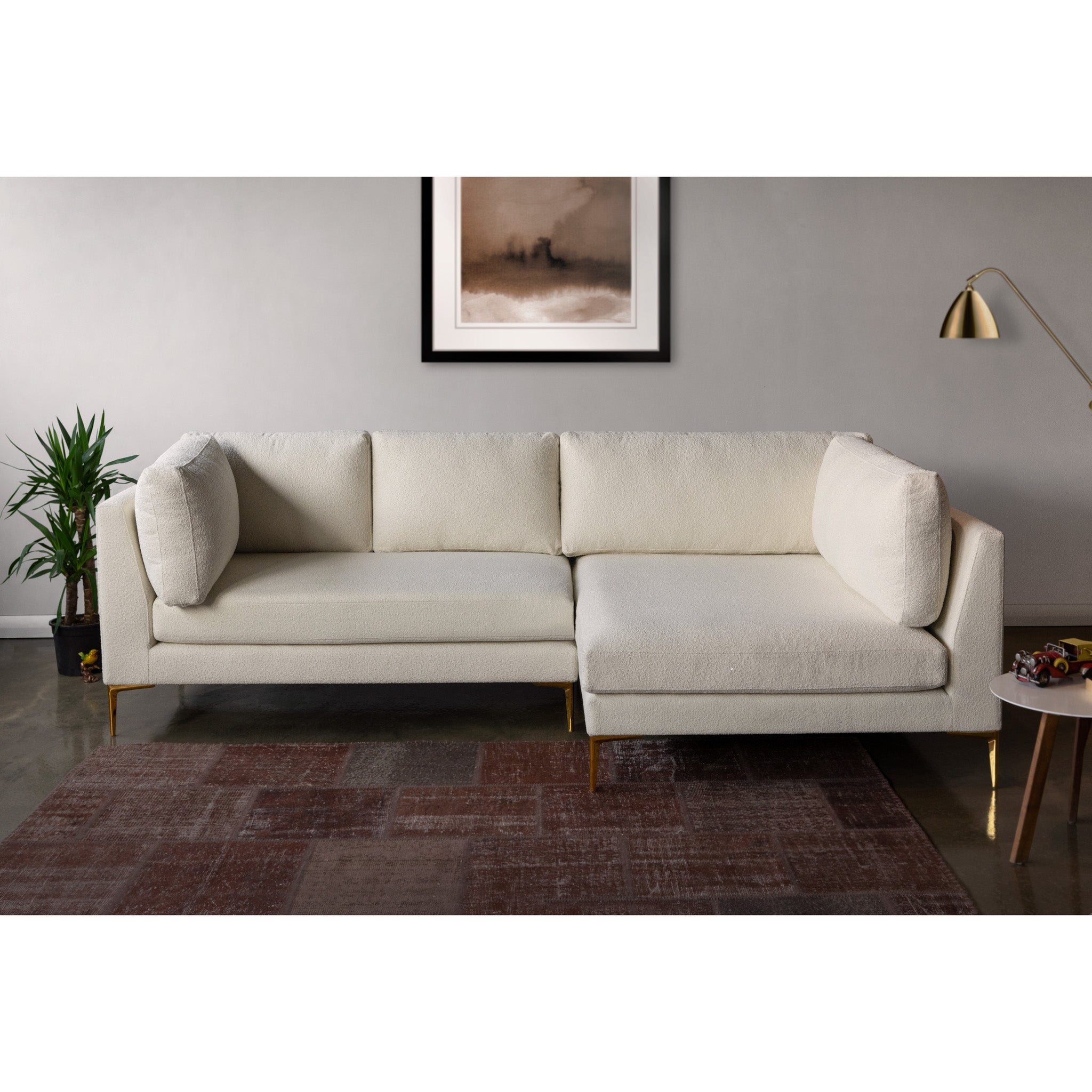 Chamberlain Right Facing Chaise Sectional Sofa (Beige Boucle)