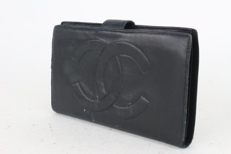 Chanel Black Lambskin CC Logo Bifold Flap Wallet 819lv77