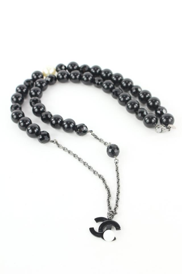 Chanel 05P Black Pearl CC Necklace with Flower Detail 873cas412