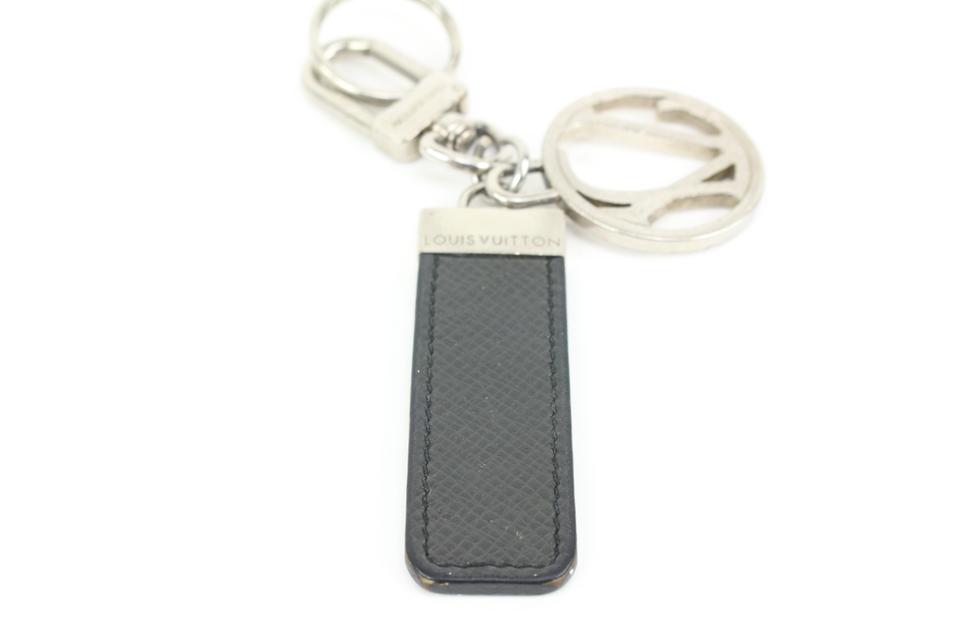 Louis Vuitton Black Taiga Leather Silver Logo Keychain Bag Charm Pendant 3lk412s