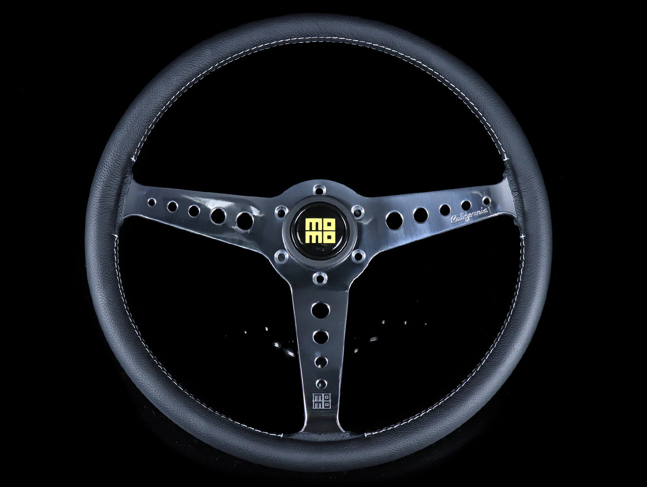  Momo California 360mm Steering Wheel 