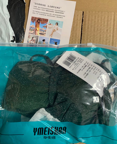 亮亮妈转运到英国的比基尼泳衣