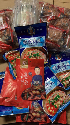 亮亮妈转运到英国的刘胡子酸汤肉丸火锅底料、阳郎辣子鸡调料,贵州土豆丝等商品的照片