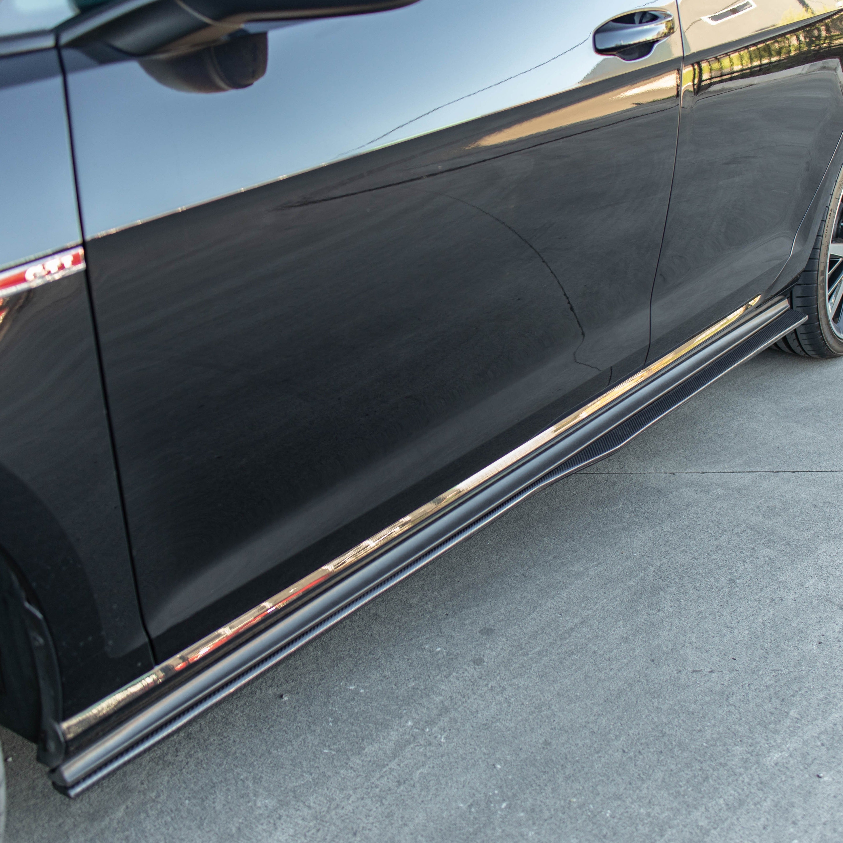 Zero Offset  Revozport Style Side Skirts for Volkswagen Golf GTI (MK7) - 2012-17