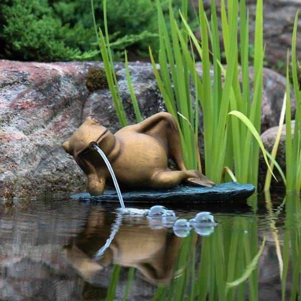 Aquascape Lazy Frog on Lily Pad Spitter