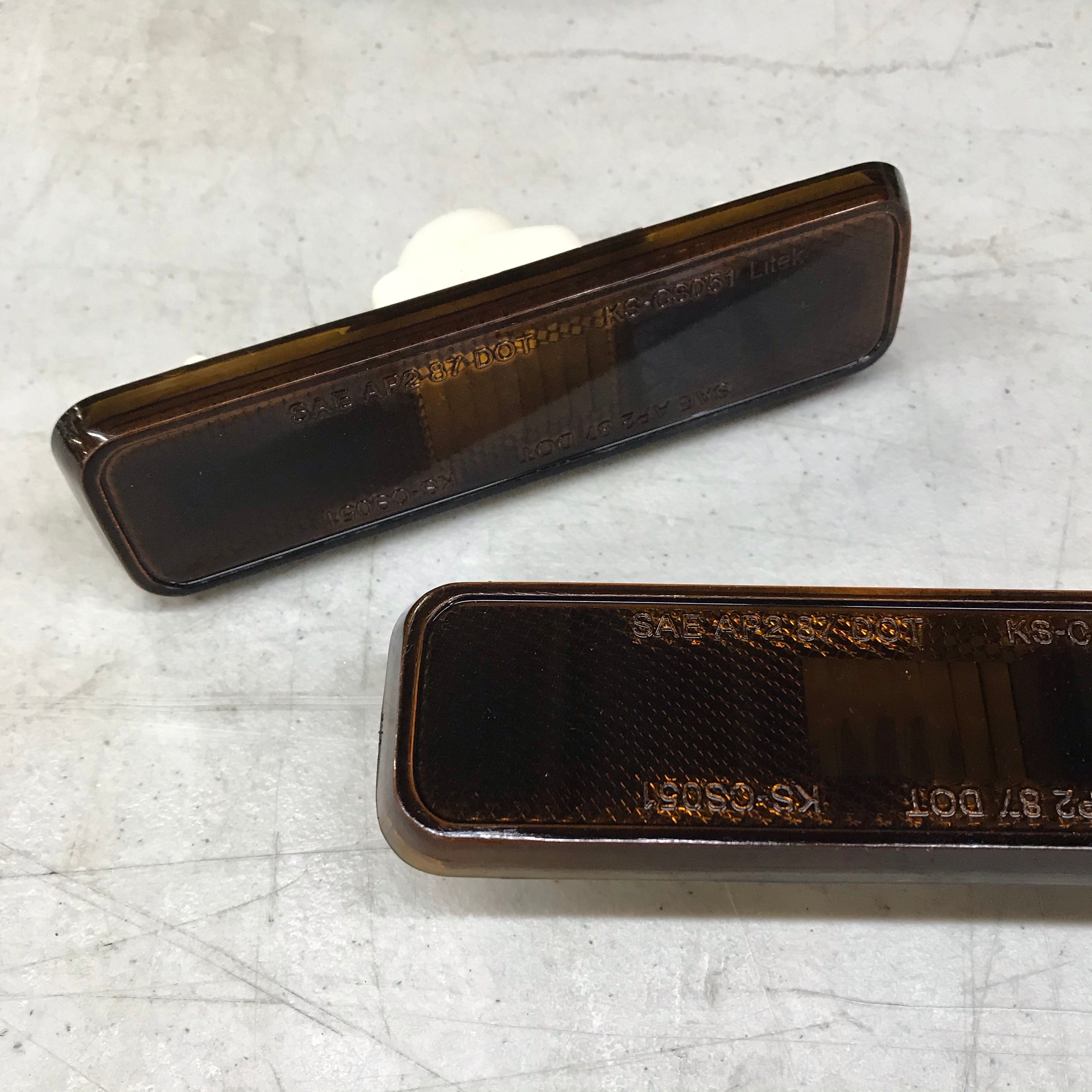 1981-1993 Dodge Ram Side Marker Light - Pair (Both Driver and Passenger Sides)