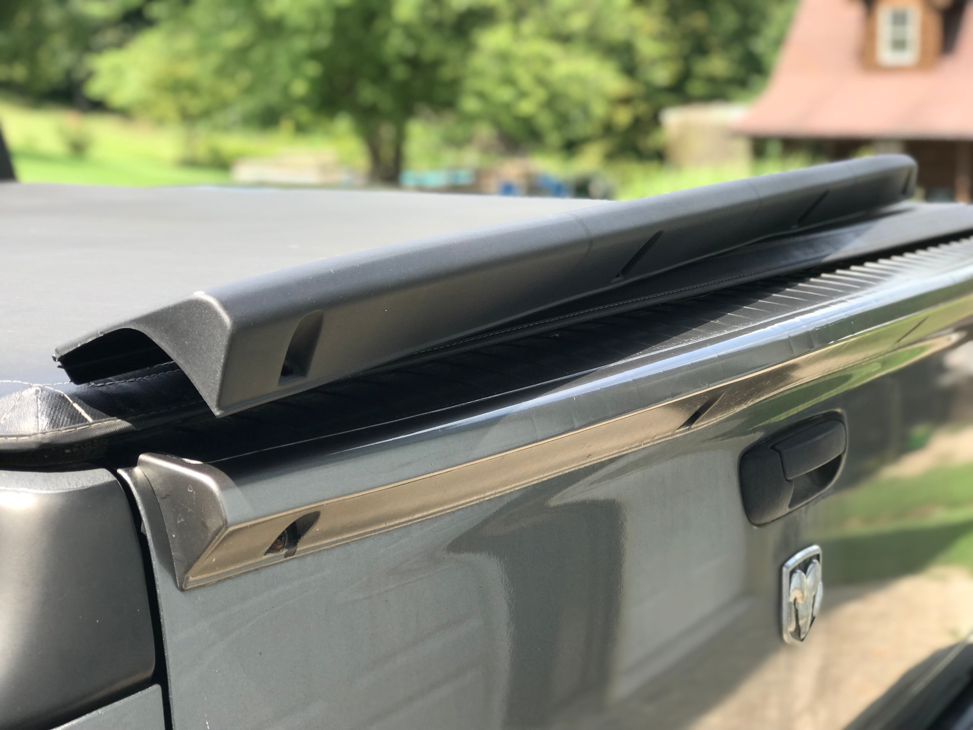 2002-2009 Dodge Ram 1500 2500 TailgateSpoiler Top Protector Cover