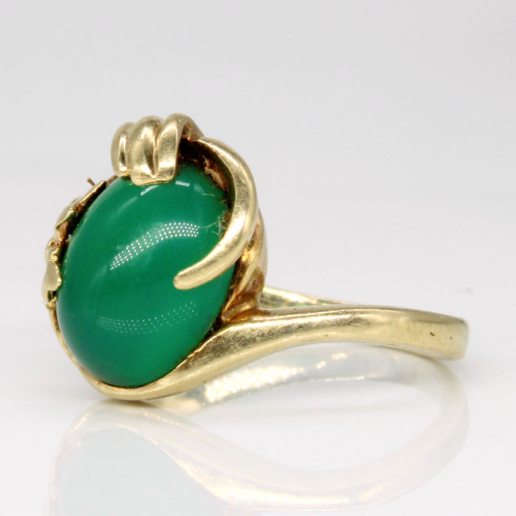 Chrysoprase Cocktail 10k Ring | 2.20ct | SZ 4.5 |