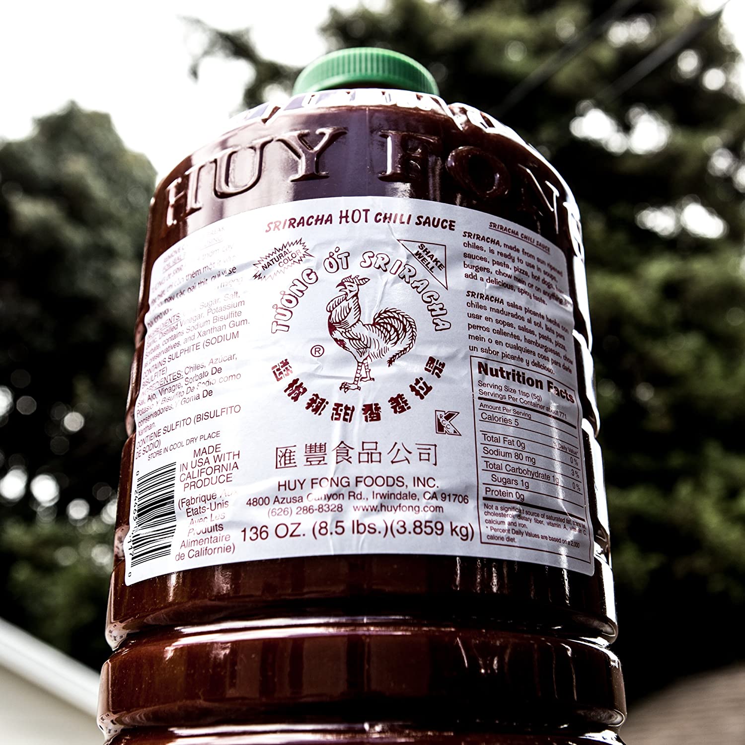 Huy Fong Sriracha chilli Sauce