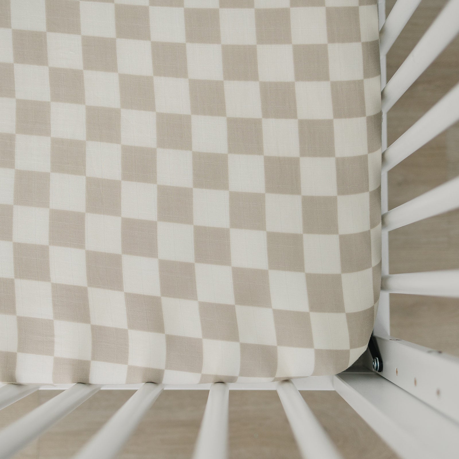 Taupe Checkered Crib Sheet