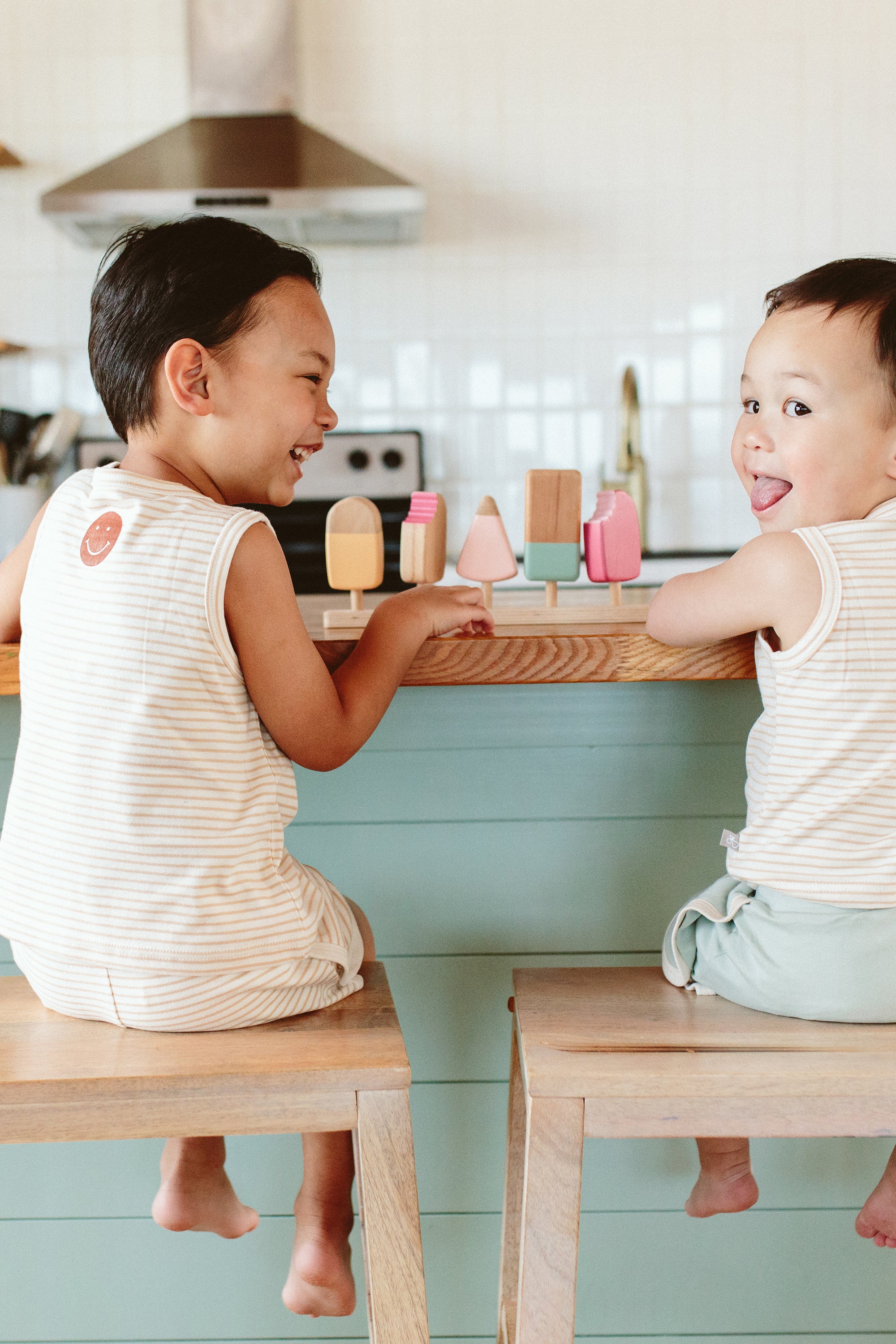 TANK TOP | HAPPY STRIPE