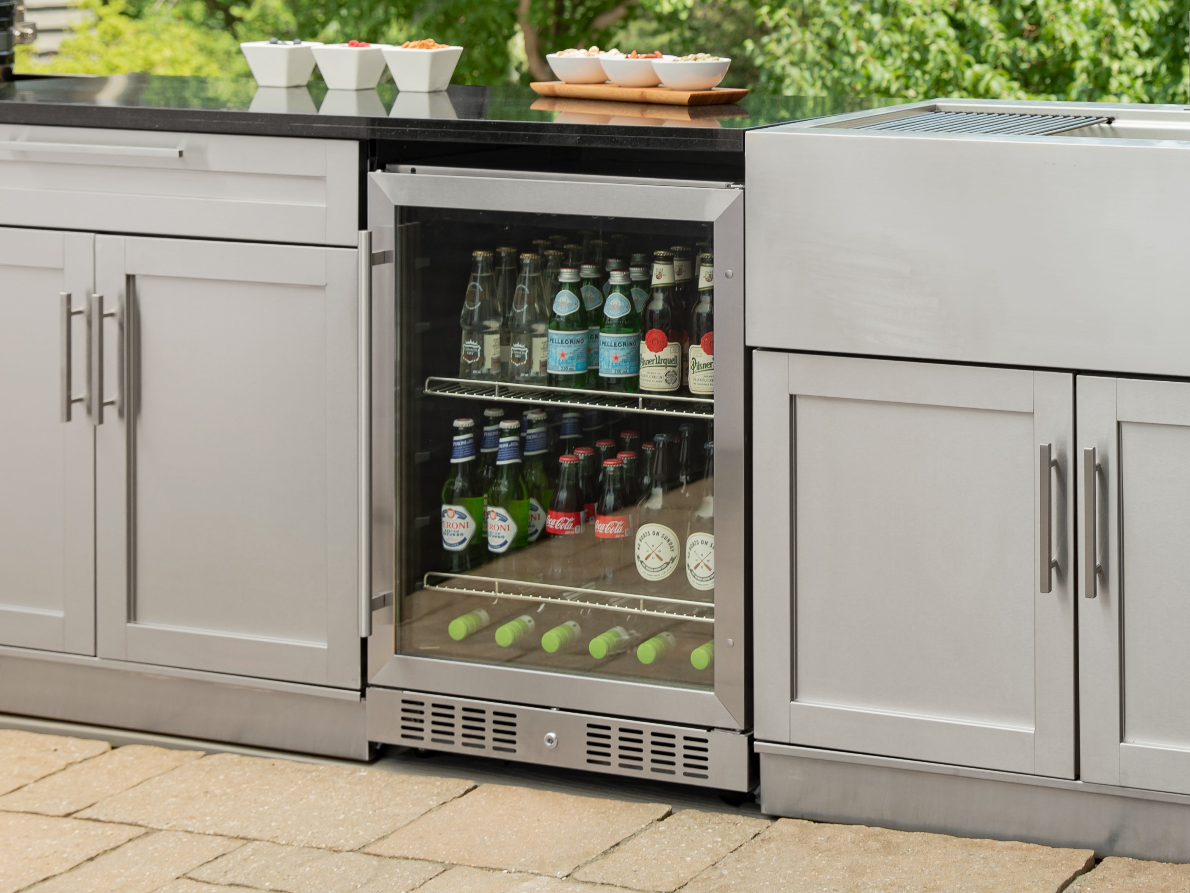 Outdoor Kitchen Signature Series 6 Piece Cabinet Set with Grill Cabinet