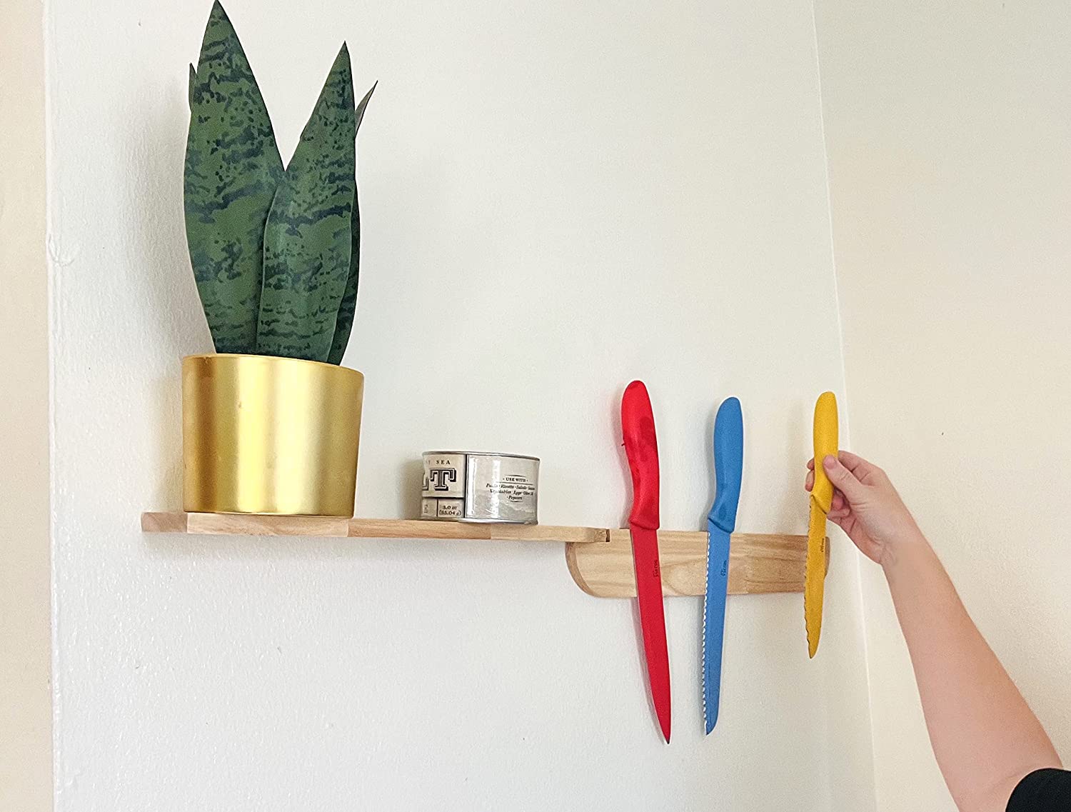 Magnetic Knife Holder for Wall w/Shelf - Wall-Mount Wooden Knife Strip made of Sturdy Bamboo