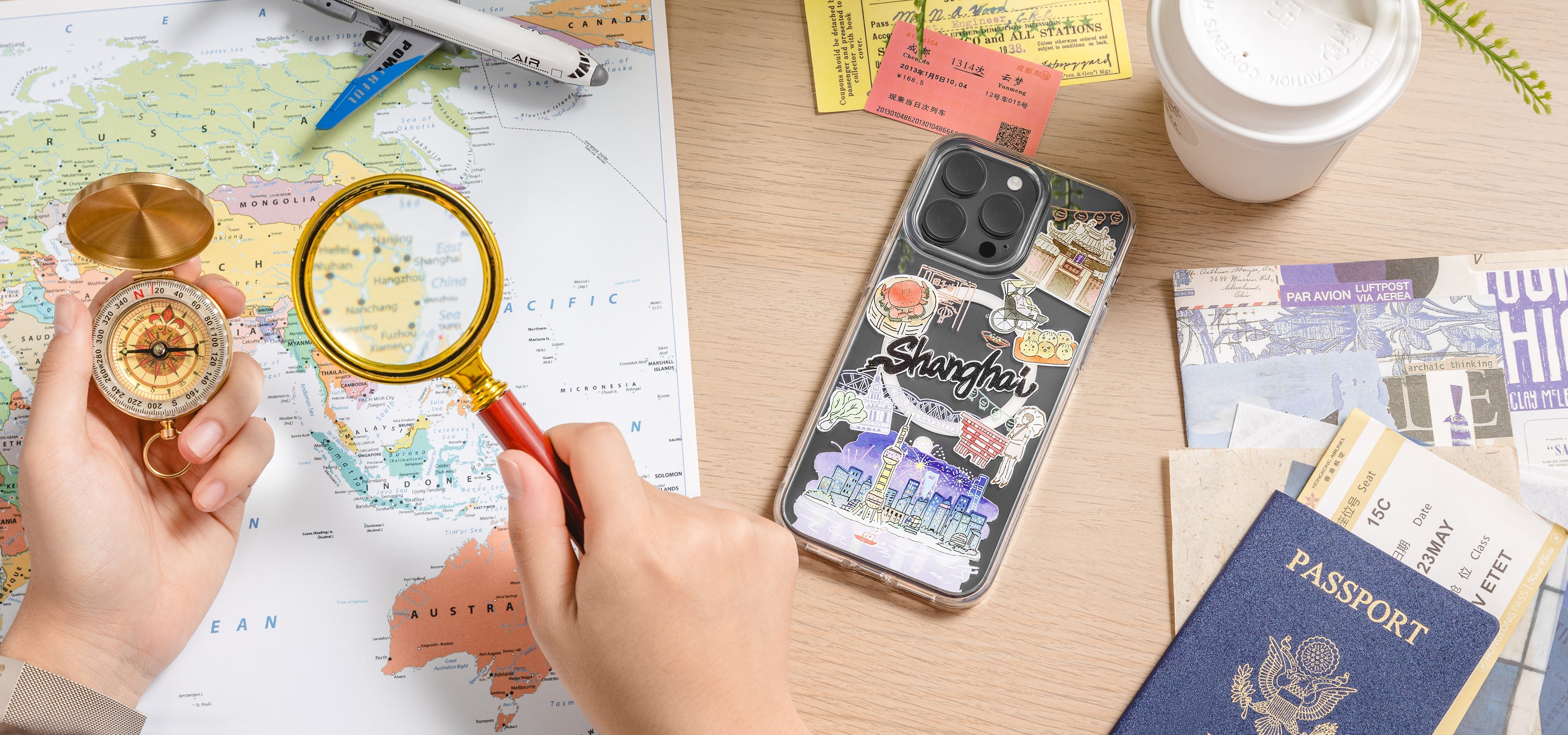 SwitchEasy City M MagSafe Hand-drawn Print AirBarrier Shockproof Clear Case Cover