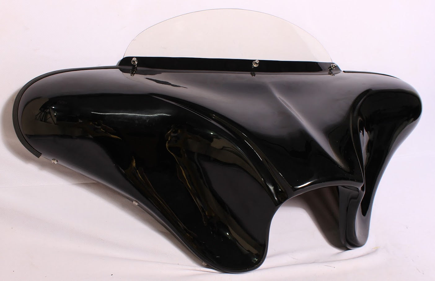 6.5' HOLES BATWING PAINTED FAIRING WINDSHIELD 4 Softail Deuce FXSTD 00-later