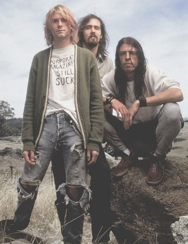 What are the 10 must have grunge clothing pieces Punk Design
