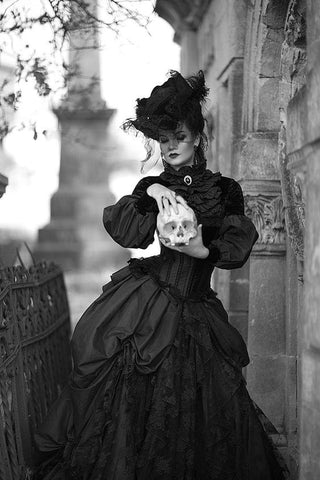 Victorian era fashion