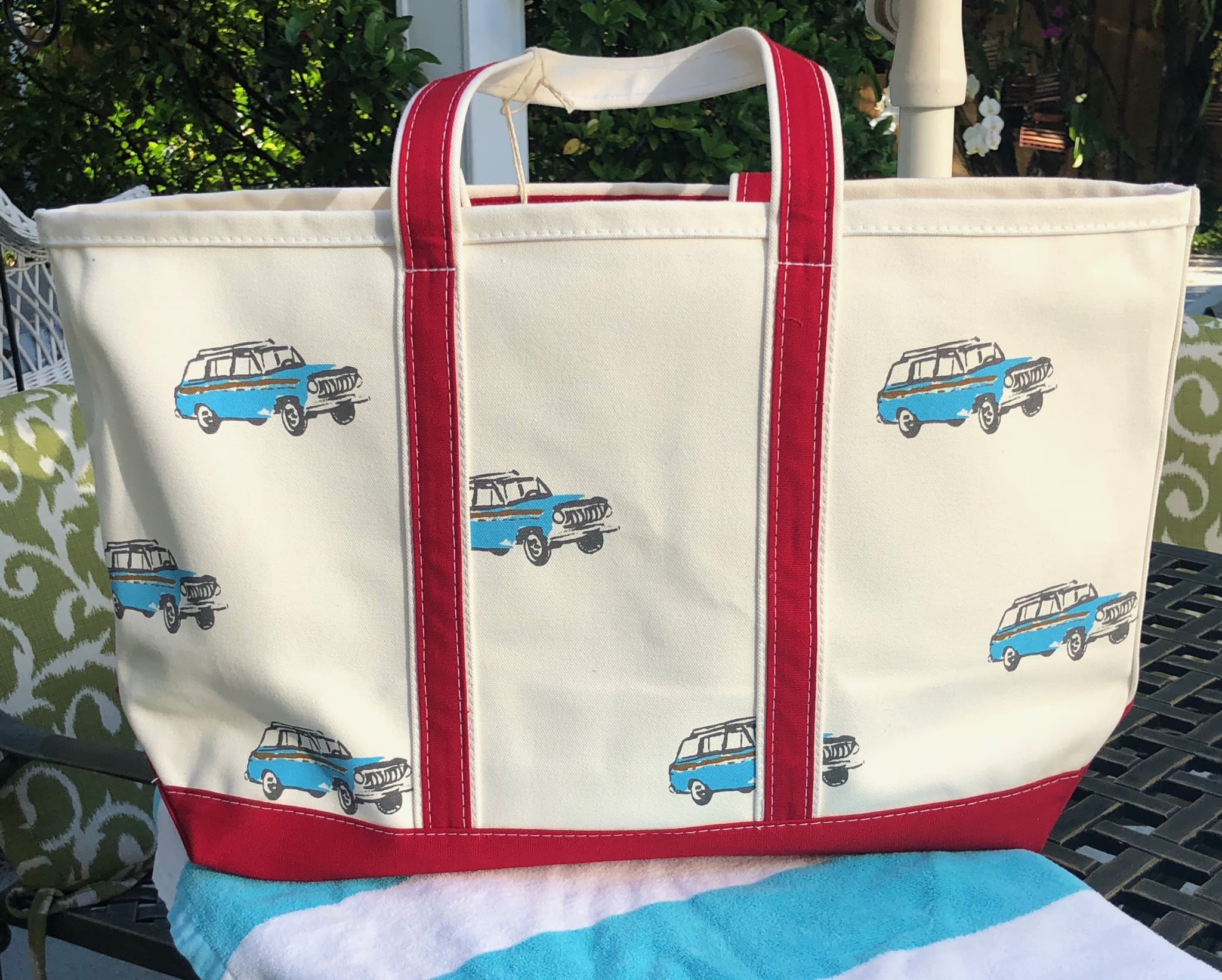 Woody Wagon Classic Tote