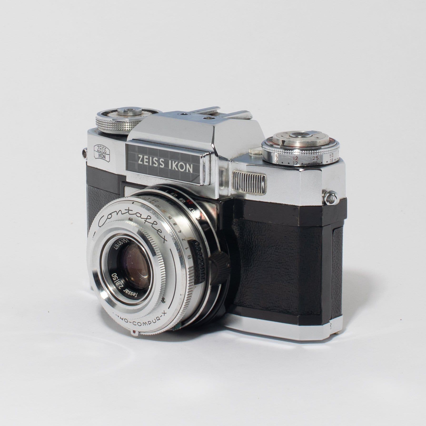 Zeiss Ikon Contaflex with Tessar 50mm 2.8 & Case