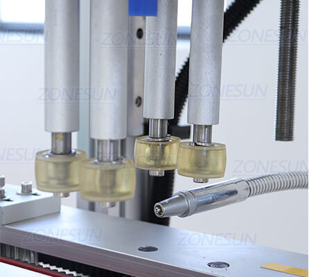 Cappage tête de la machine de plafonnement de la bouteille automatique