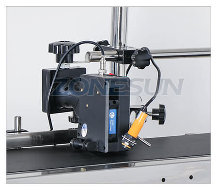 Mașină de codificare cu jet de cerneală