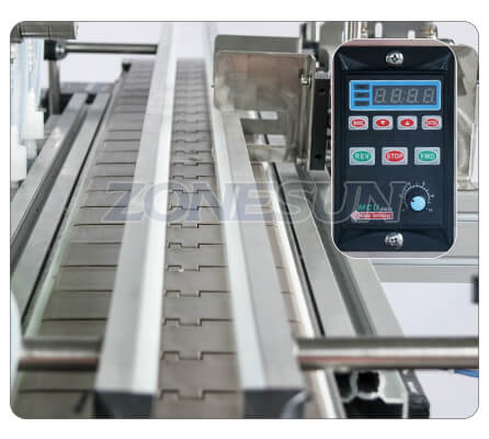 Conveyor Belt of 4 Heads Magnetic Pump Liquid Filling Machine