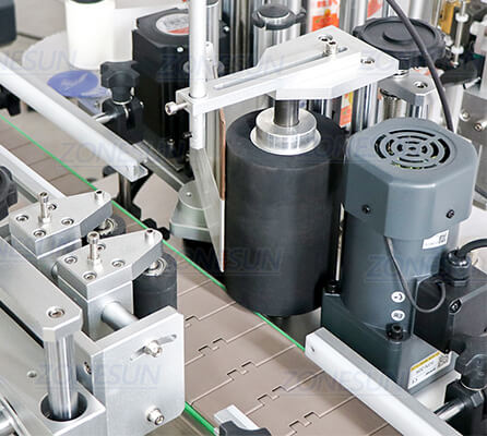 Labeling Head of Soy Sauce Filling Line