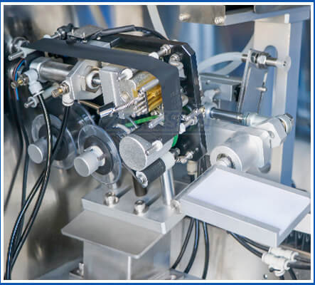 date cider of premade pouch filling sealing machine