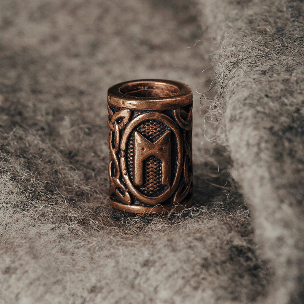 Mannaz Beard Ring, Bronze