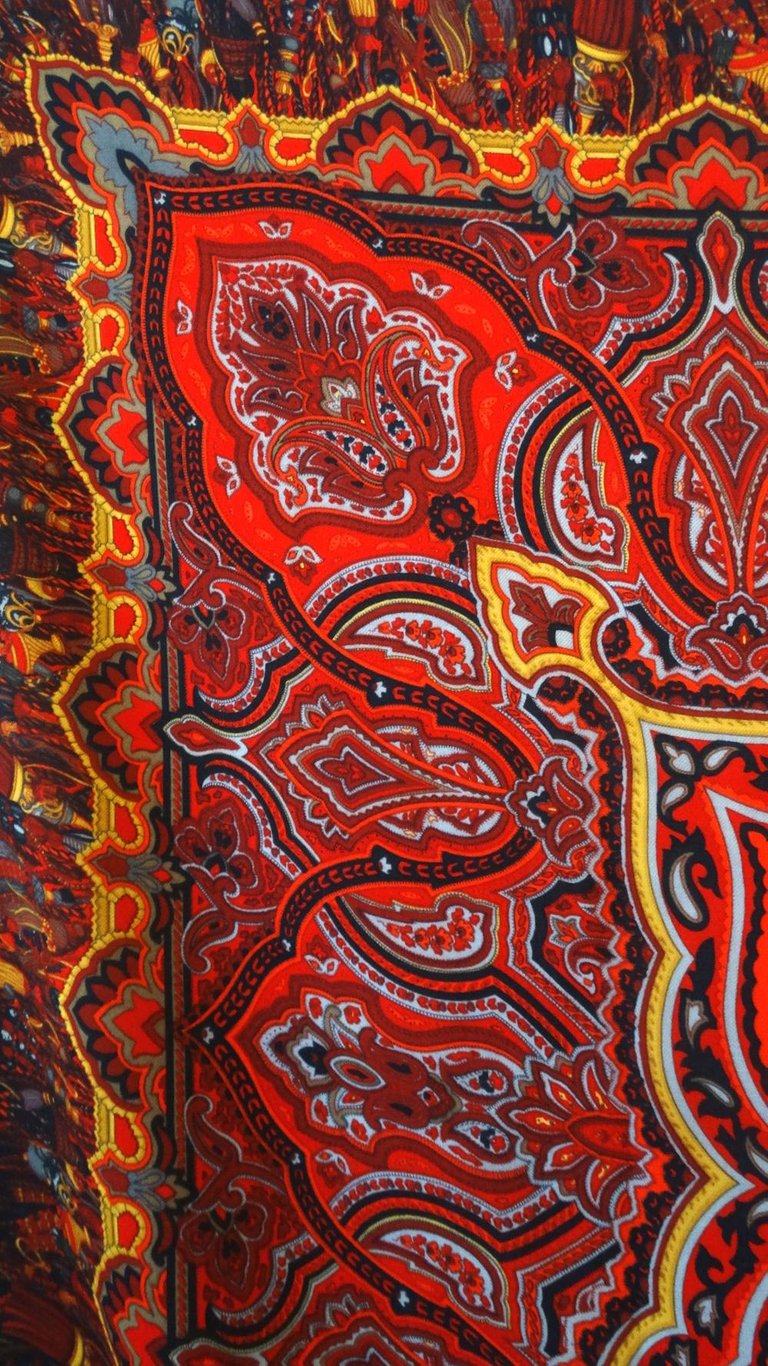 1980s Gucci Red Paisley Printed Fringe Shawl