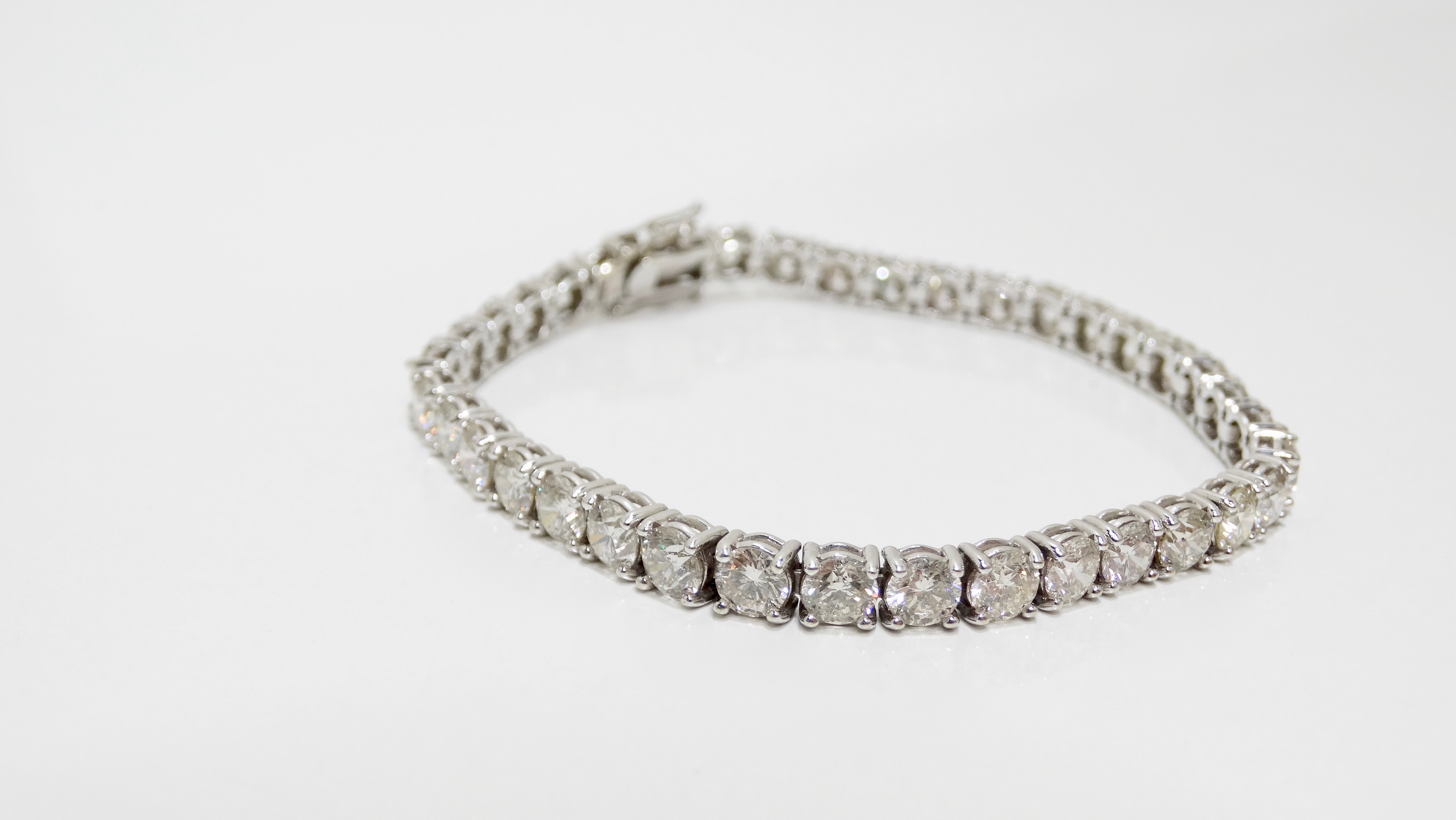 14 Karat White Gold Diamond Tennis Bracelet